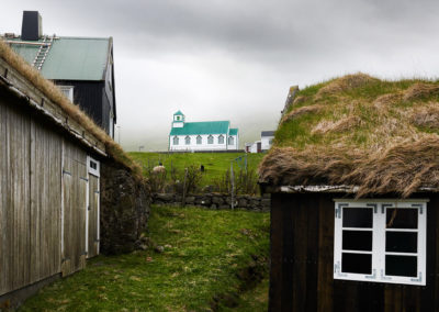 Sandvik, Asmundurstakkur og aktiviteter på Færøerne.