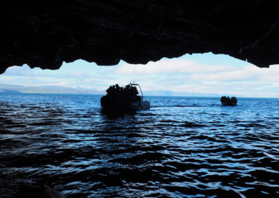 Grottekoncerter og aktiviteter på Færøerne.