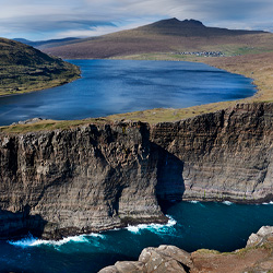 Leitisvatn - Lake Above the Ocean